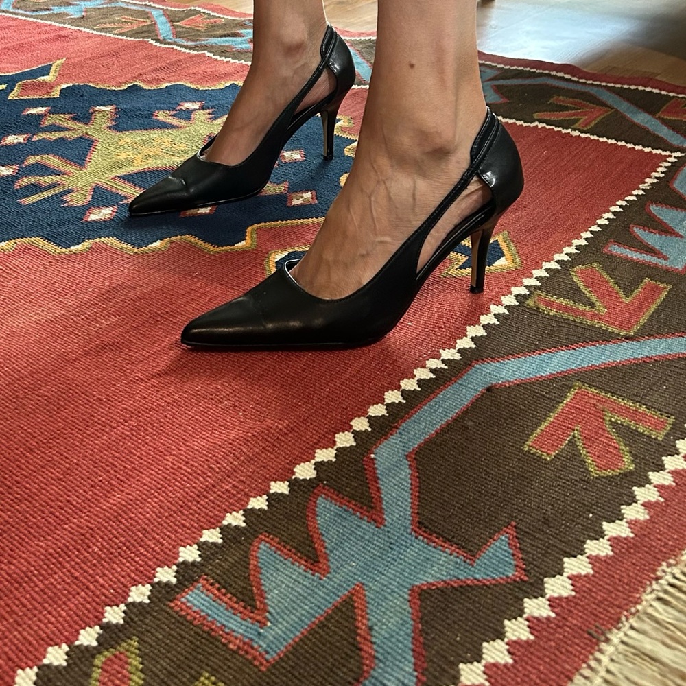 Pierre Dumas Ladies Black Slingback Heels Size 8.5 Preowned Ladies Shoes